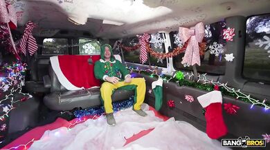 Jessica Aaren And Tony Rubino’s Unforgettable Wild Holiday Adventure!